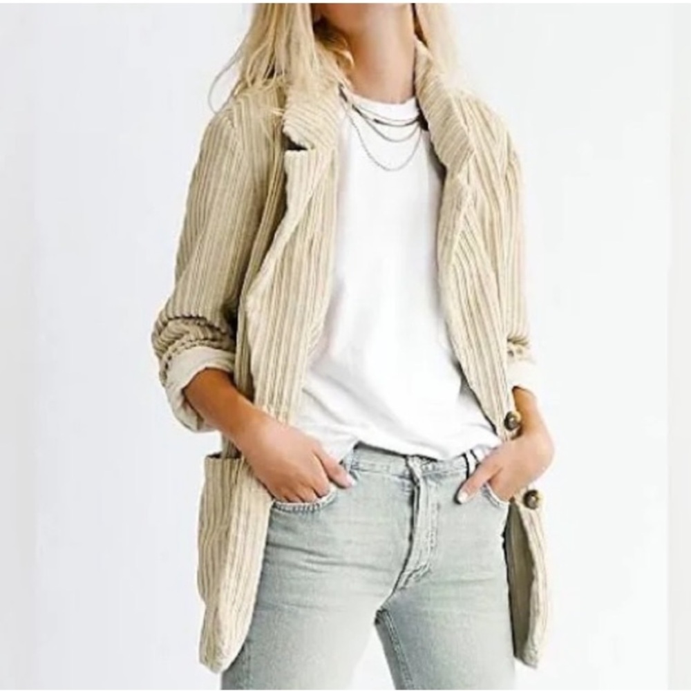 ‘We The Free’ Cream Corduroy Blazer,  with an Oversized , Relaxed Fit !